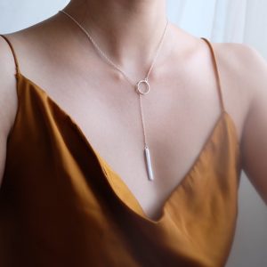 loop-and-bar-necklace