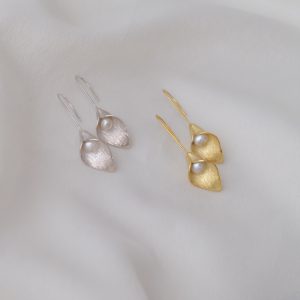 Calla Lily Earrings Gold Plated